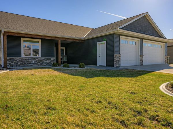 166 Eau Claire Avenue SE, Hutchinson, MN 55350