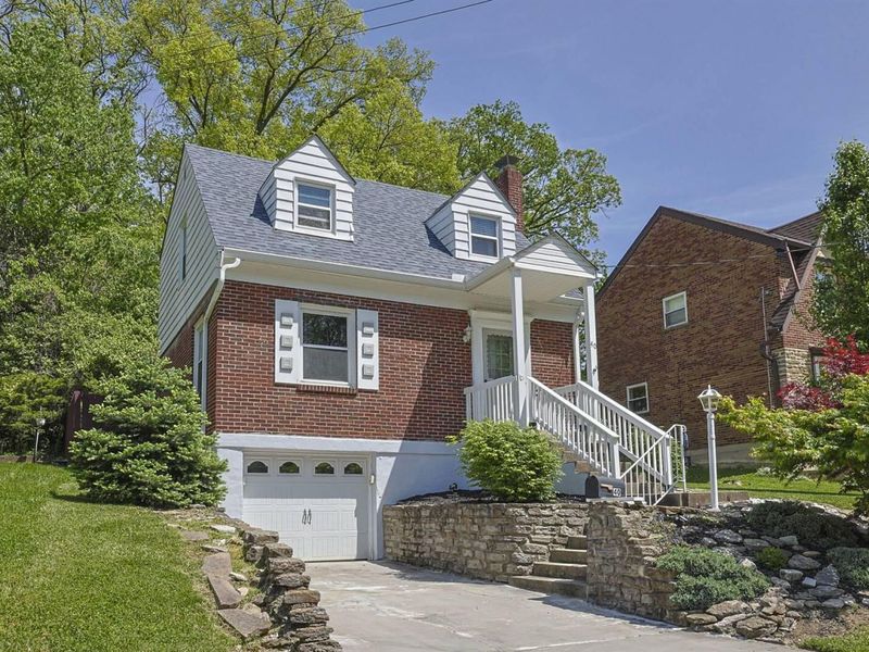 40 Edwards Court, Fort Thomas, KY 41075 Photo 2