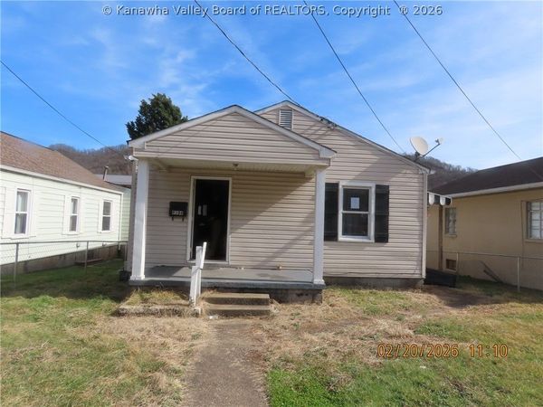 9104 Maryland Avenue, Marmet, WV 25315
