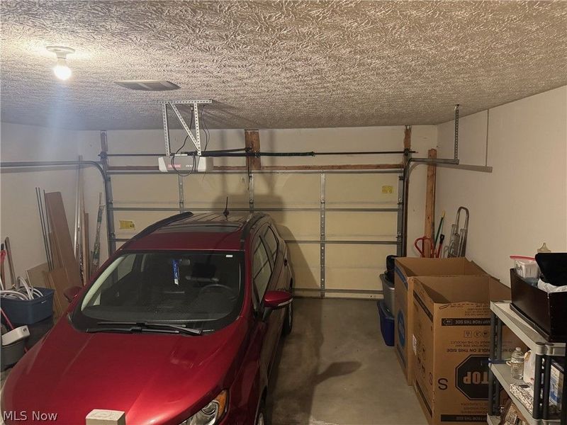 6651 W 130 Street, Parma Heights, OH 44130 Photo 6