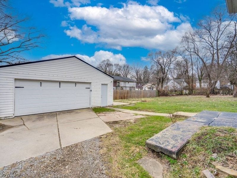 1610 23rd Street NE, Canton, OH 44714 Photo 4