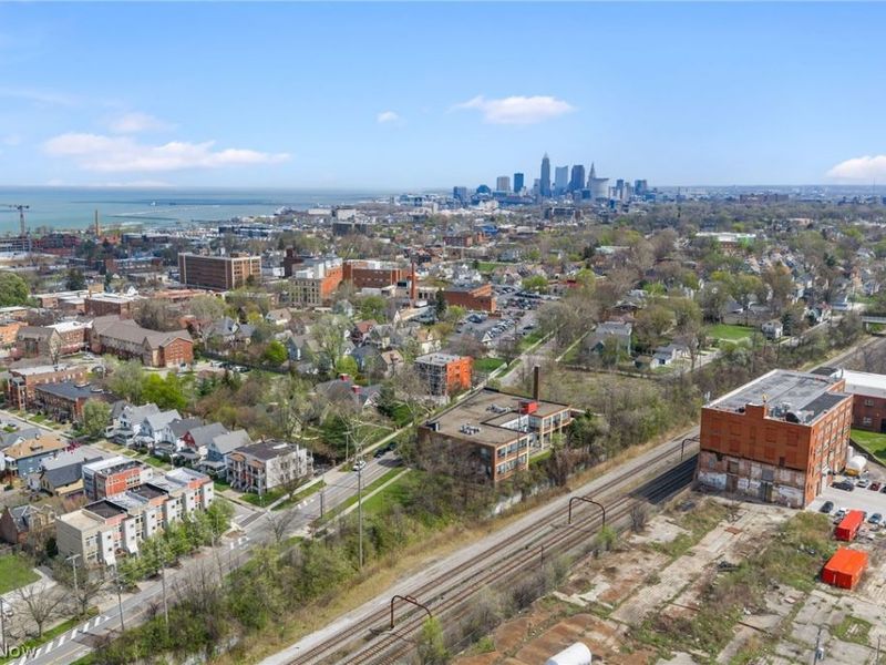 8205 Franklin Boulevard, Unit 3, Cleveland, OH 44102 Photo 36