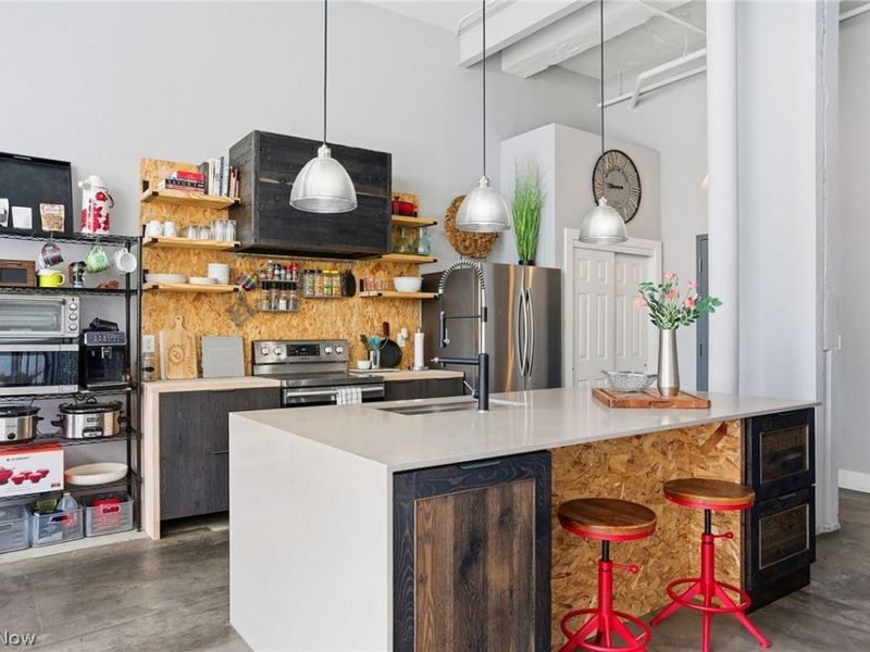 8205 Franklin Boulevard, Unit 3, Cleveland, OH 44102 Photo 5