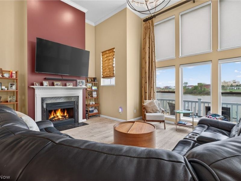 303 Arizona Avenue, Lorain, OH 44052 Photo 16