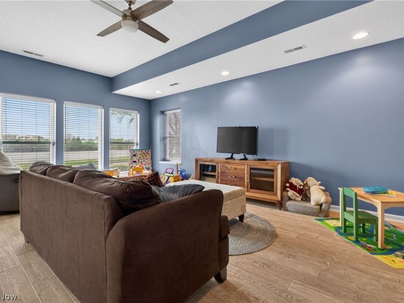 303 Arizona Avenue, Lorain, OH 44052 Photo 34