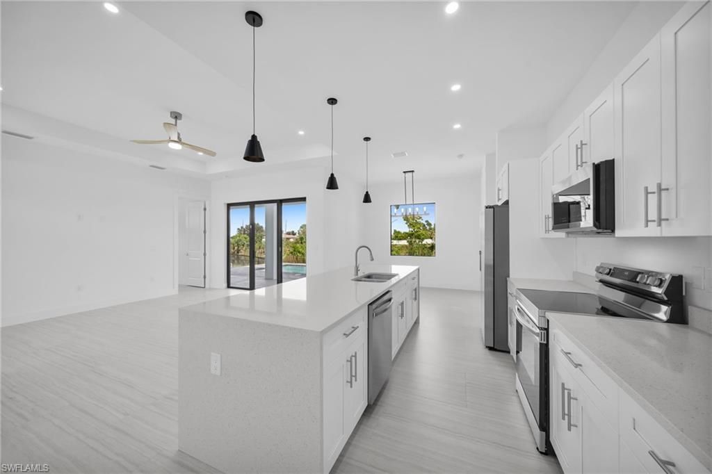 3539 NE 14th Pl , Cape Coral, FL 33909 Photo