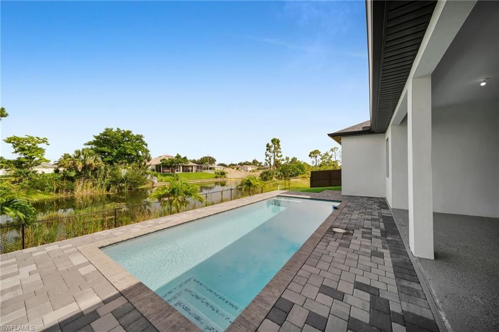 3539 NE 14th Pl , Cape Coral, FL 33909 Photo