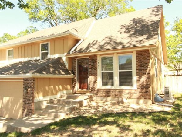 1610 E Cedar Place, Olathe, KS 66062