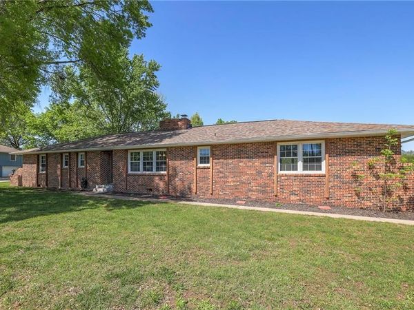 704 N Urich Road, Clinton, MO 64735