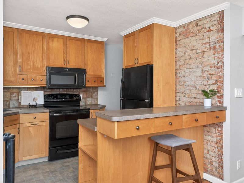 4065 Indianola Avenue, Unit 2A, Columbus, OH 43214 Photo 12