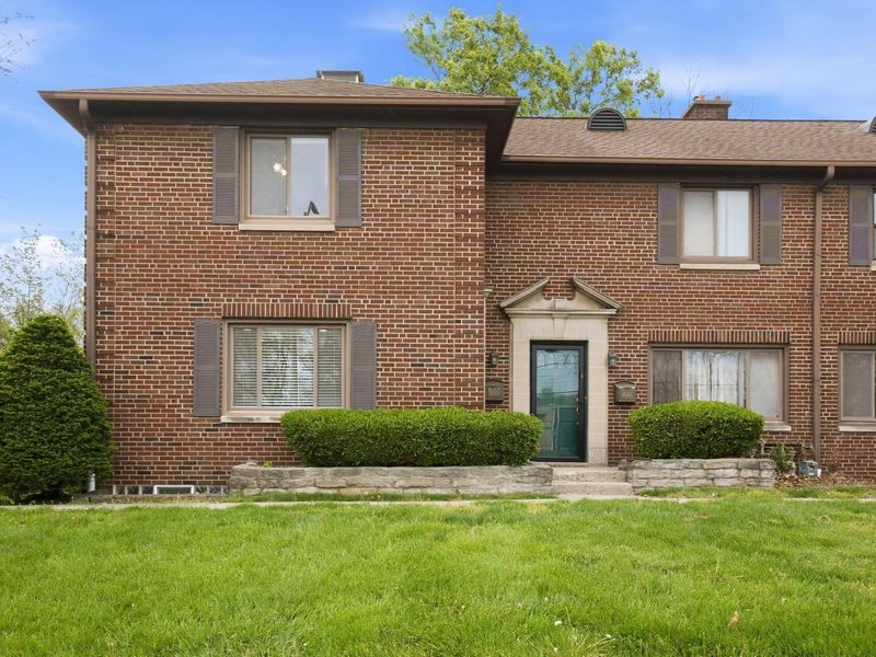 4065 Indianola Avenue, Unit 2A, Columbus, OH 43214 Photo 4