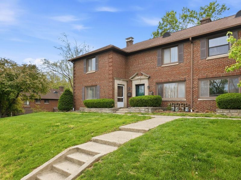 4065 Indianola Avenue, Unit 2A, Columbus, OH 43214 Photo 5