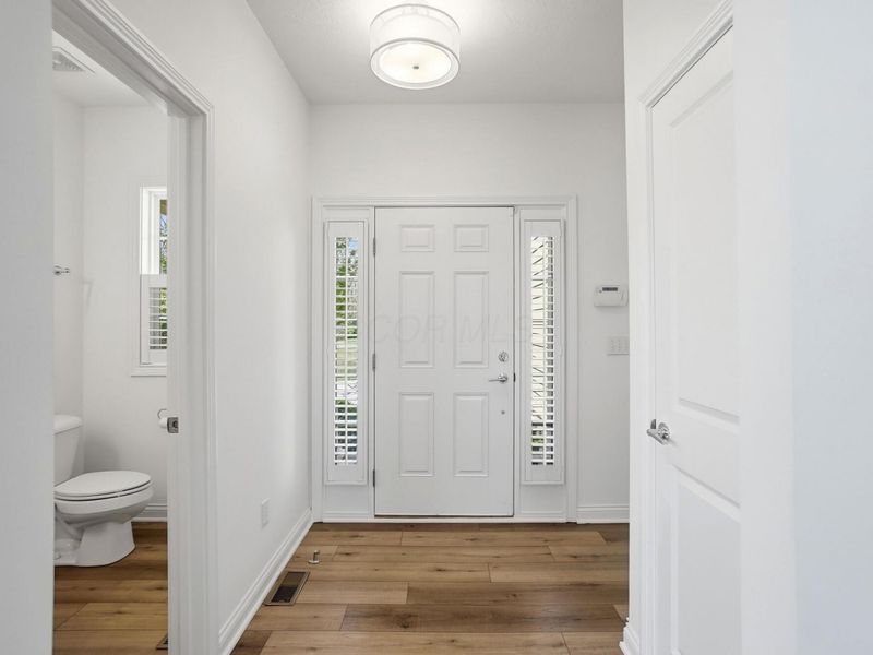 8886 Winemack Lane, Dublin, OH 43016 Photo 2