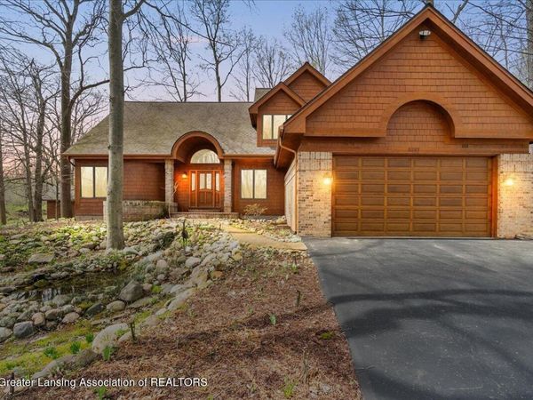 5265 N Canal , Dimondale, MI 48821