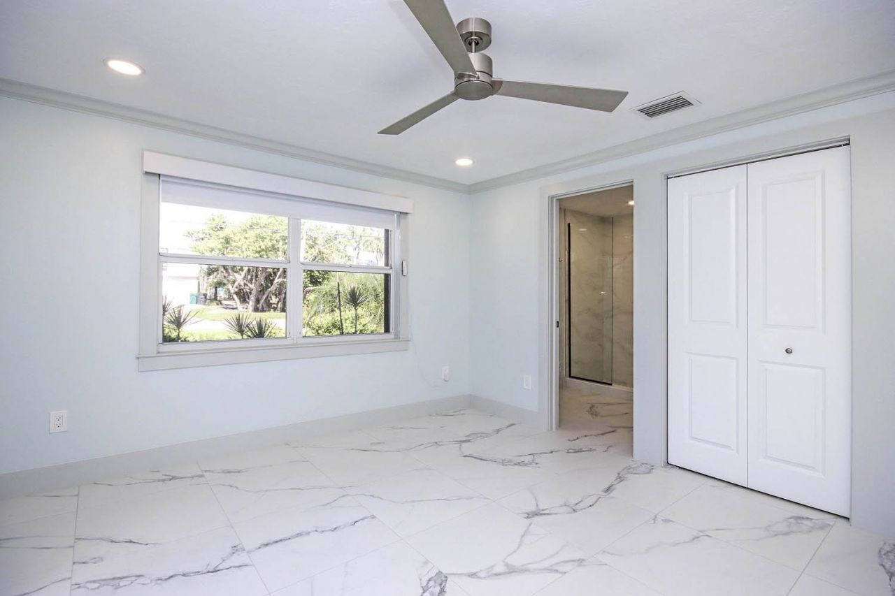 1054 Blue Heron Dr, Sanibel, FL 33957 Photo
