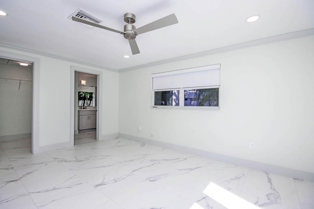 1054 Blue Heron Dr, Sanibel, FL 33957 Photo