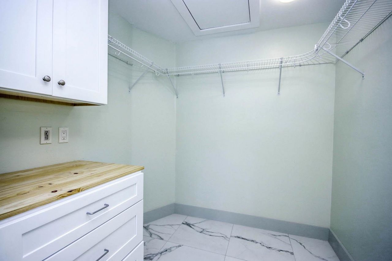 1054 Blue Heron Dr, Sanibel, FL 33957 Photo