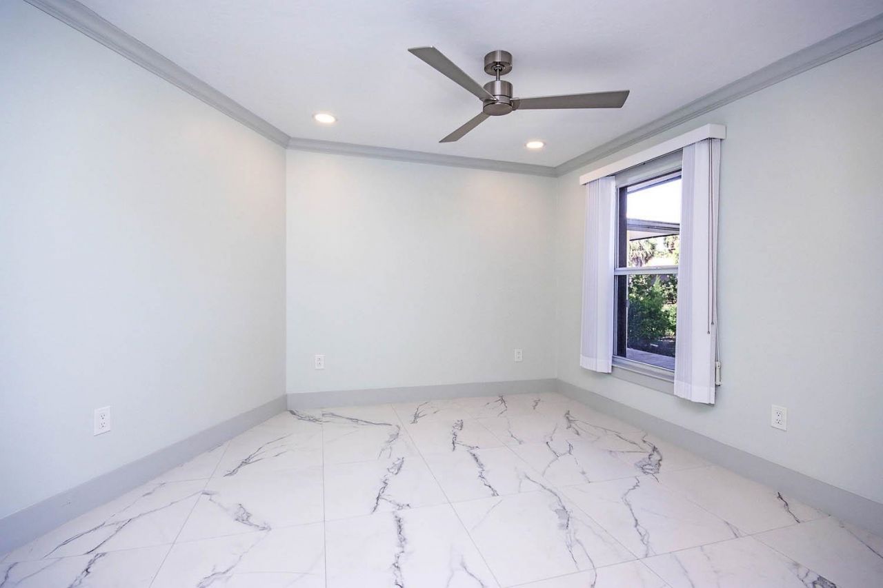 1054 Blue Heron Dr, Sanibel, FL 33957 Photo