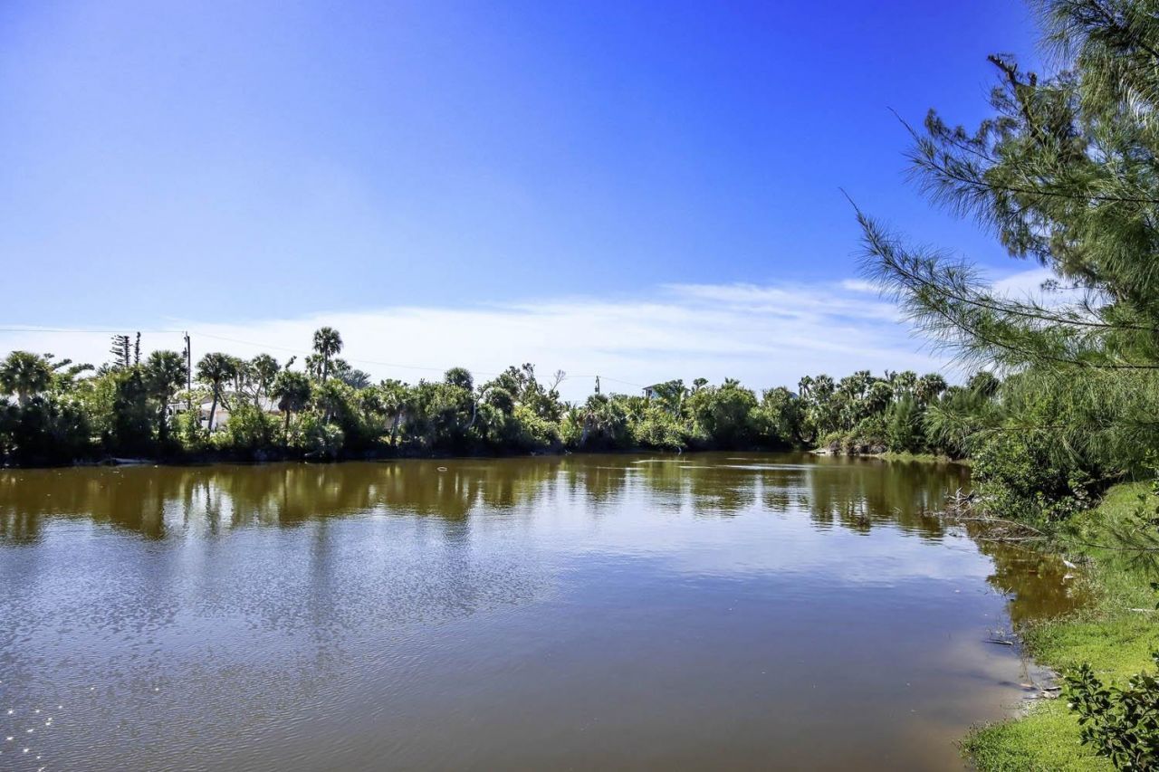 1054 Blue Heron Dr, Sanibel, FL 33957 Photo