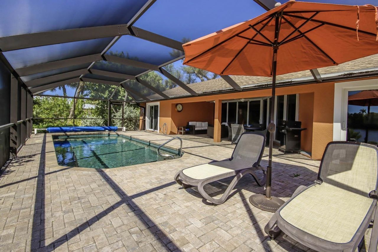 1066 Blue Heron Dr, Sanibel, FL 33957 Photo