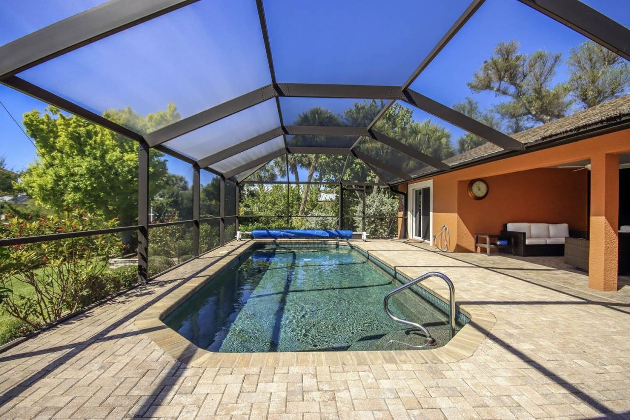 1066 Blue Heron Dr, Sanibel, FL 33957 Photo