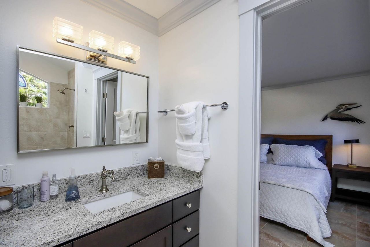 1066 Blue Heron Dr, Sanibel, FL 33957 Photo