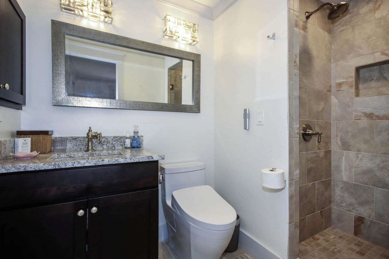 1066 Blue Heron Dr, Sanibel, FL 33957 Photo