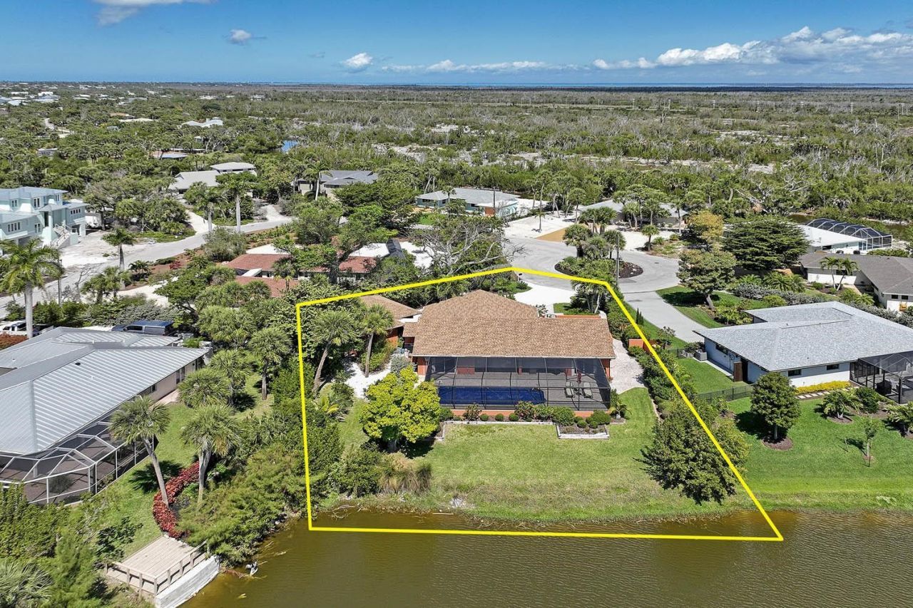 1066 Blue Heron Dr, Sanibel, FL 33957 Photo