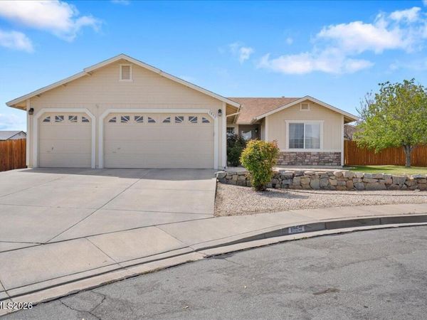 1053 Turtledove Court, Sparks, NV 89441