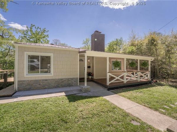 683 Forest Circle, South Charleston, WV 25303