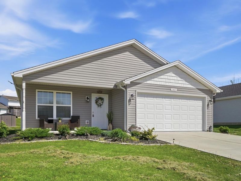 262 Taylor Drive, Wilmington, OH 45177 Photo 2