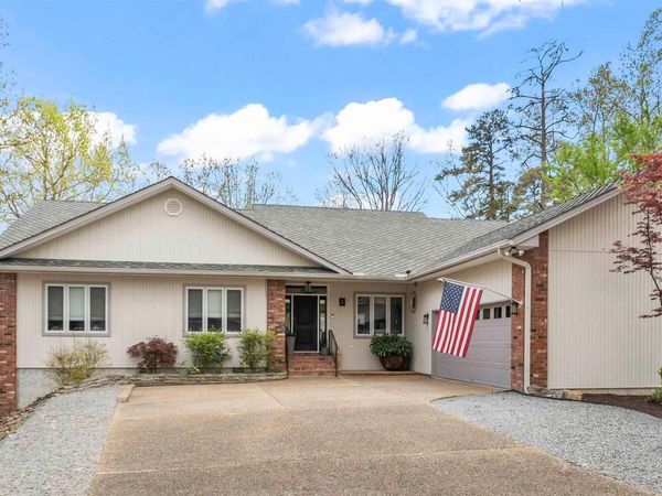 3 Levantino Lane, Hot Springs Village, AR 71909