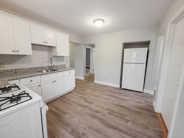 49 Rosedale St, Unit 3, Boston, MA 02124