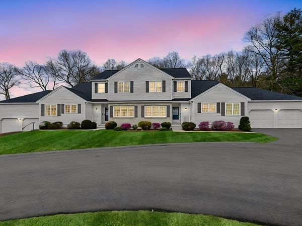 8 Aspen Way, Unit 8, Franklin, MA 02038