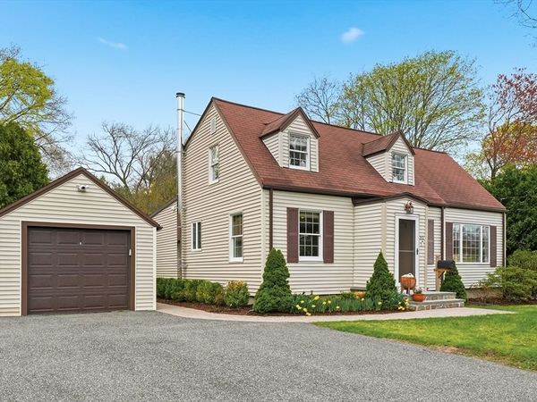 32 Woodland Drive, Framingham, MA 01701