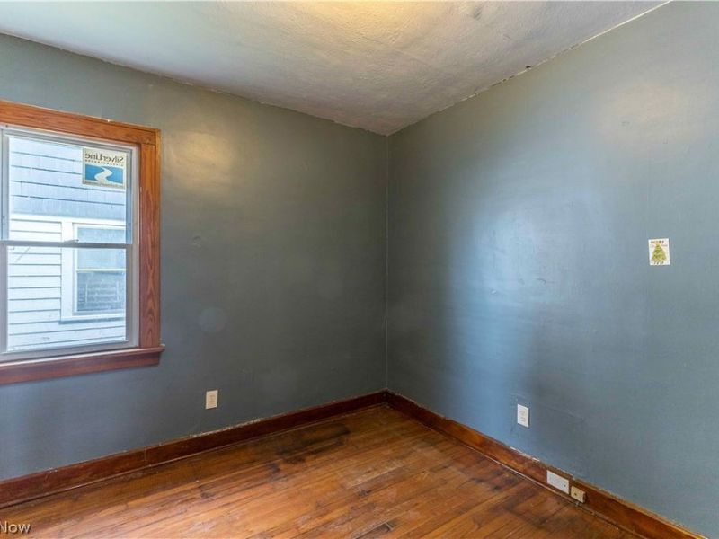 16007 Huntmere Avenue, Cleveland, OH 44110 Photo 27