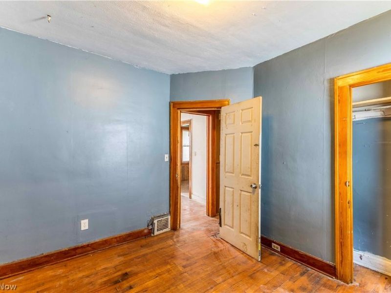 16007 Huntmere Avenue, Cleveland, OH 44110 Photo 28