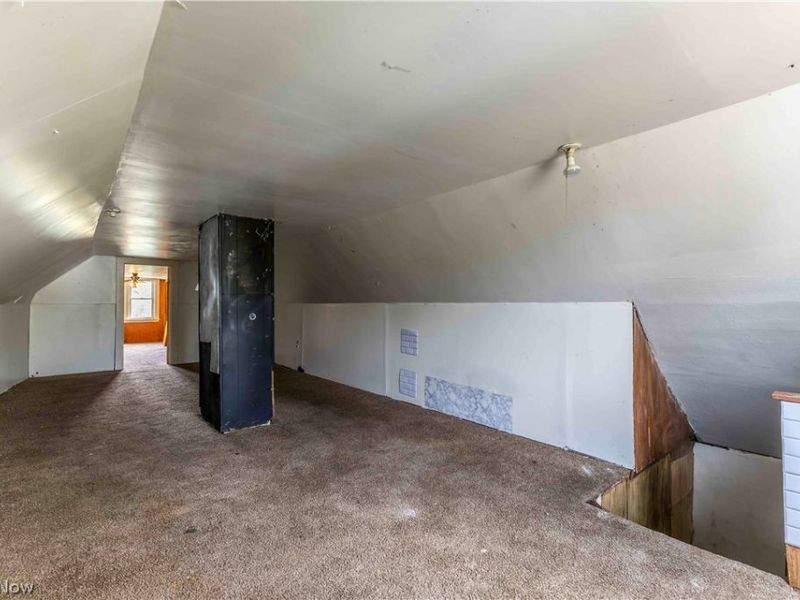 16007 Huntmere Avenue, Cleveland, OH 44110 Photo 38