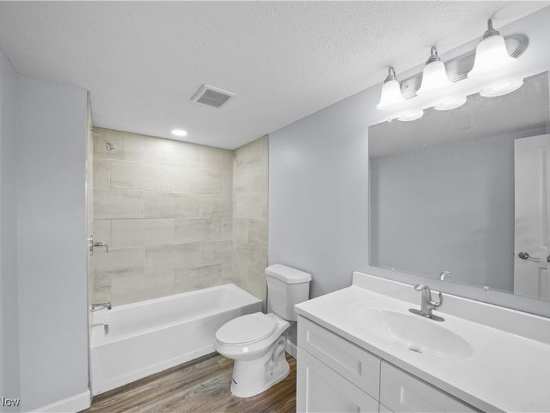 1735 Merriman Road, Unit 205, Akron, OH 44313 Photo 10