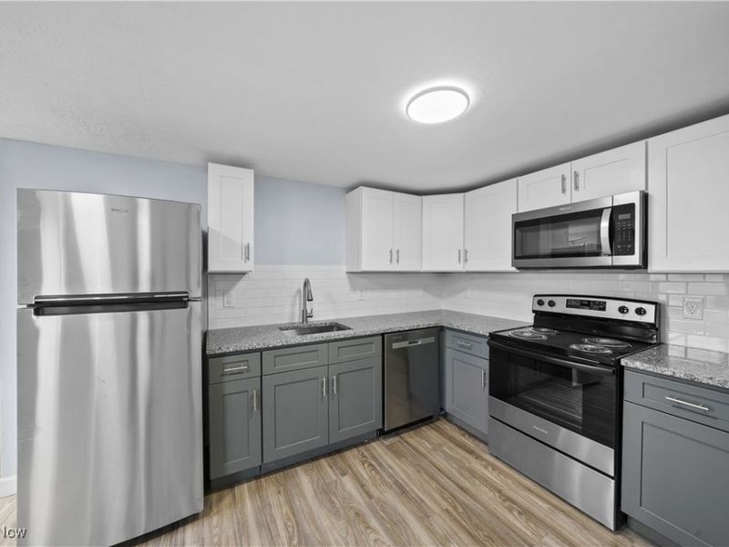 1735 Merriman Road, Unit 205, Akron, OH 44313 Photo 6