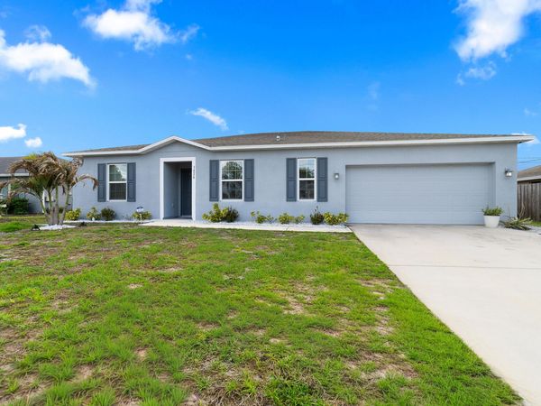 3020 SW Ann Arbor Road, Port St. Lucie, FL 34953