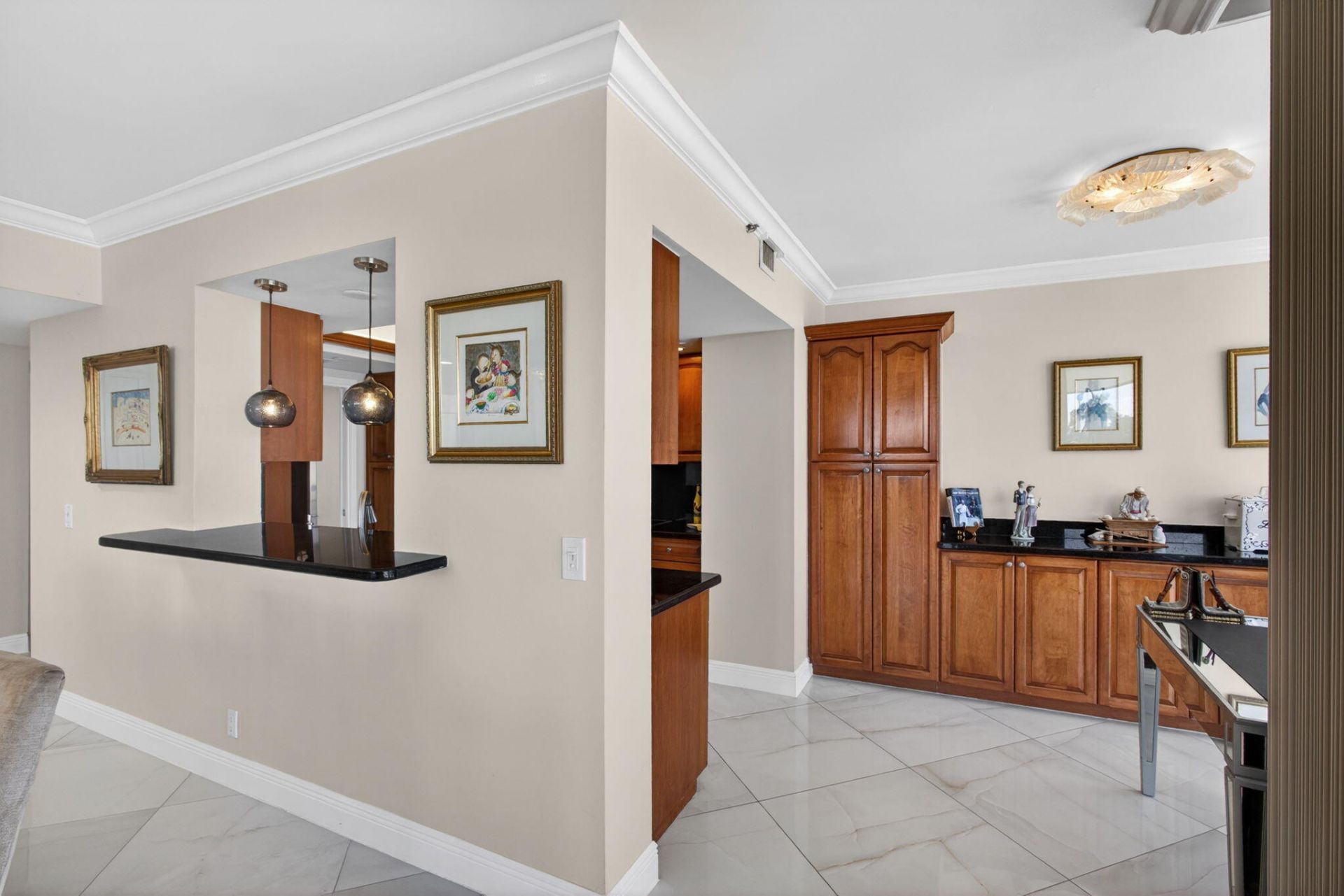 4100 N Ocean Drive, Unit 304, Riviera Beach, FL 33404 Photo