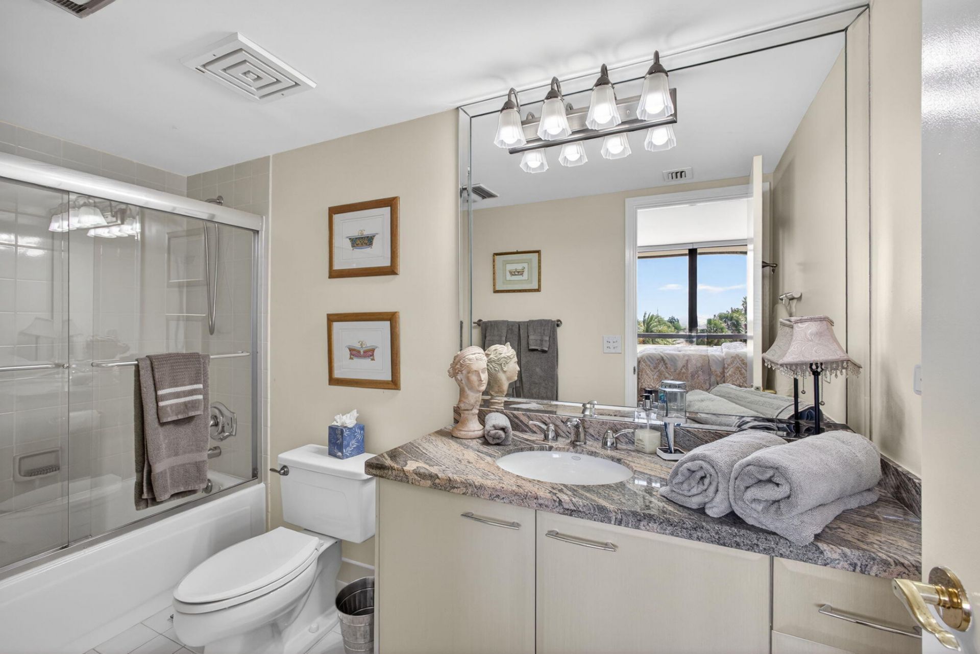 4100 N Ocean Drive, Unit 304, Riviera Beach, FL 33404 Photo