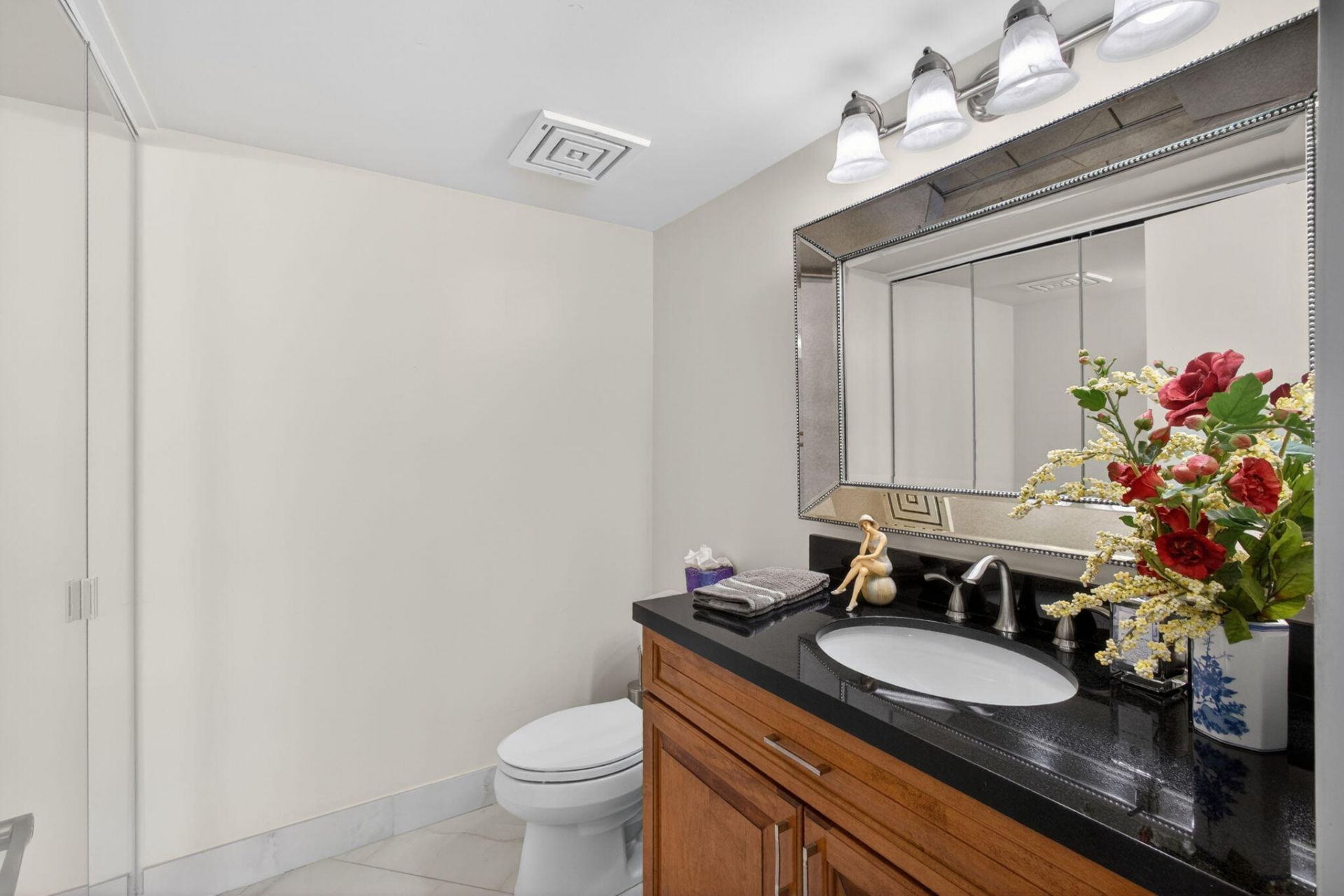 4100 N Ocean Drive, Unit 304, Riviera Beach, FL 33404 Photo