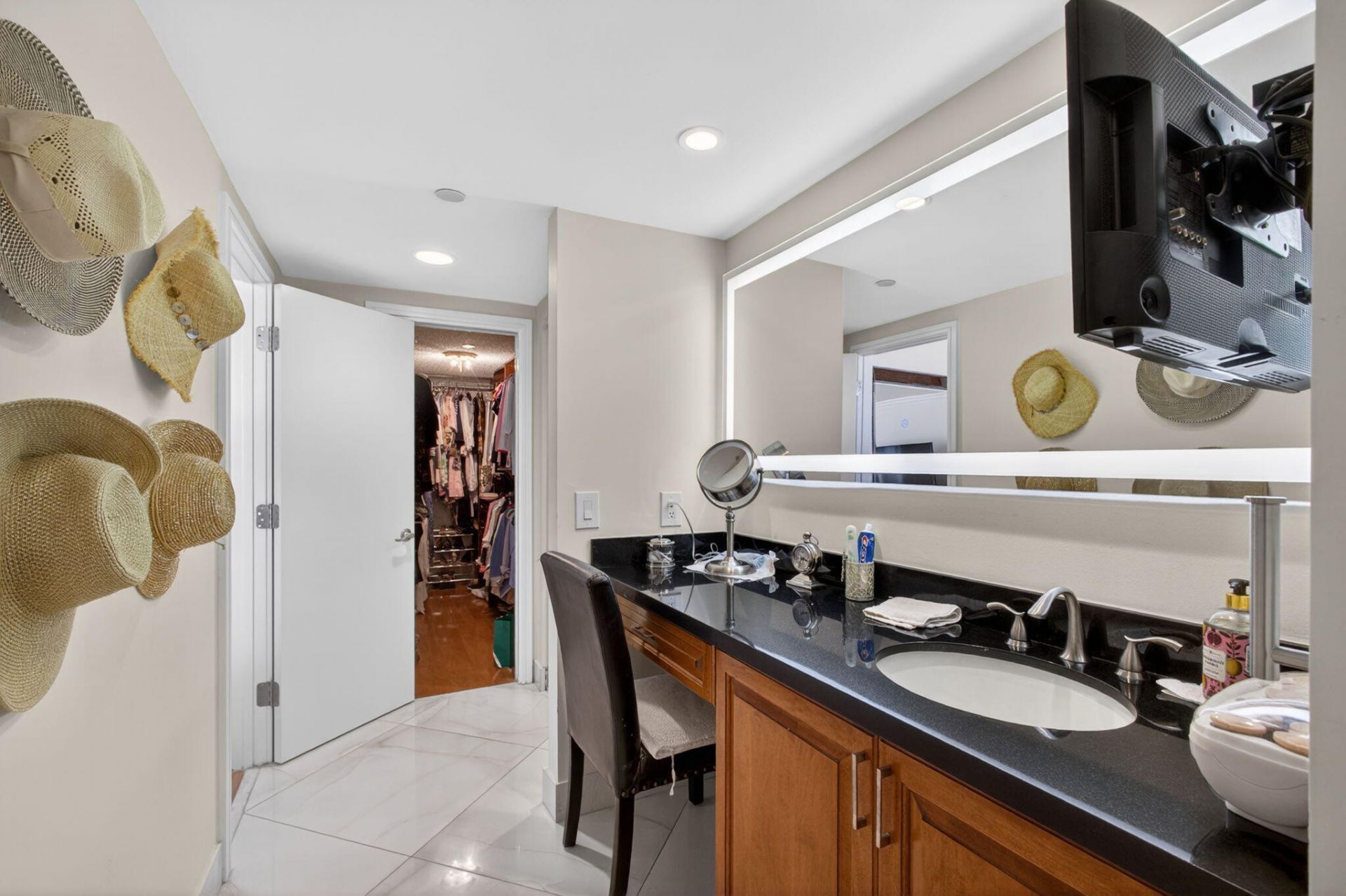 4100 N Ocean Drive, Unit 304, Riviera Beach, FL 33404 Photo