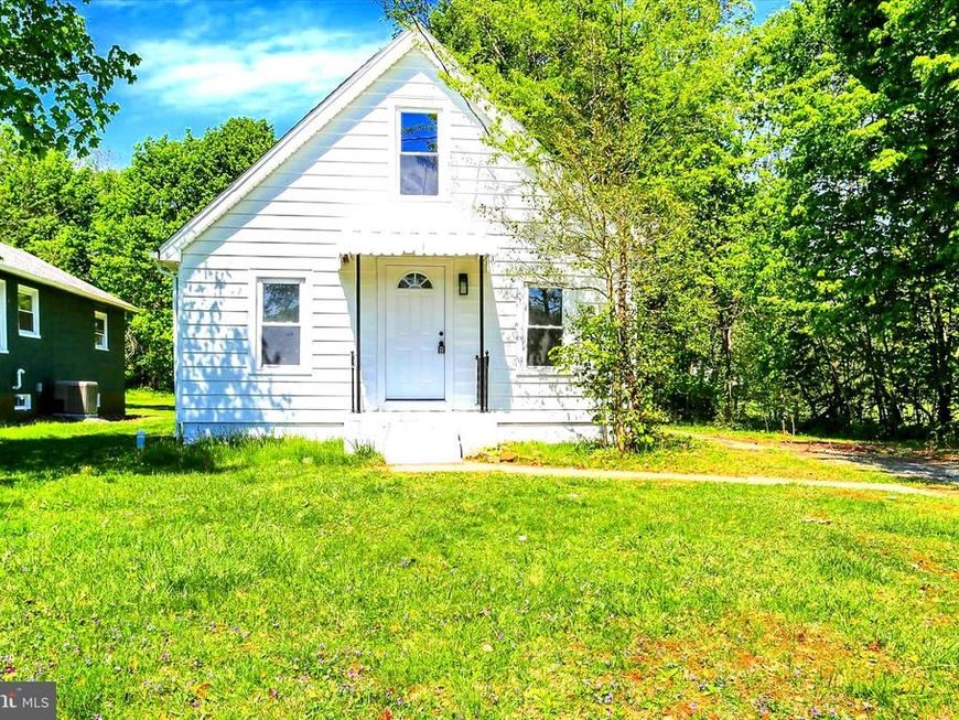 15 Pear Avenue, Manchester, PA 17345 Main Photo