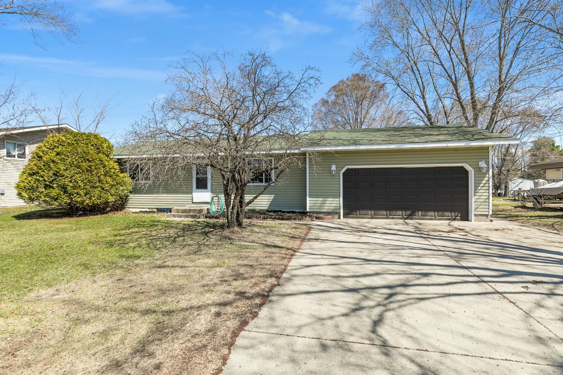 120 3rd Avenue NW, Rice, MN 56367