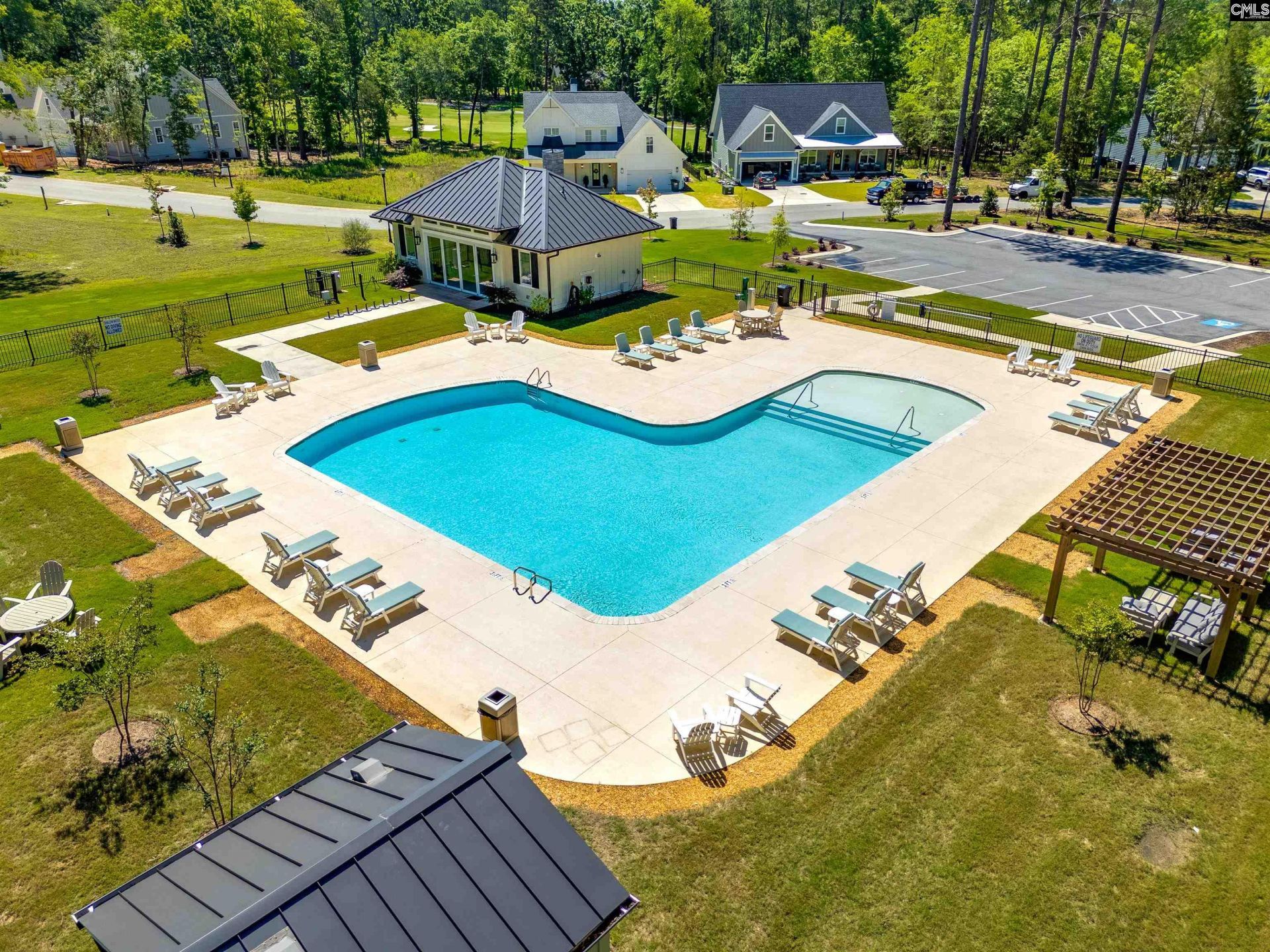 934 Salisbury Court Photo 4