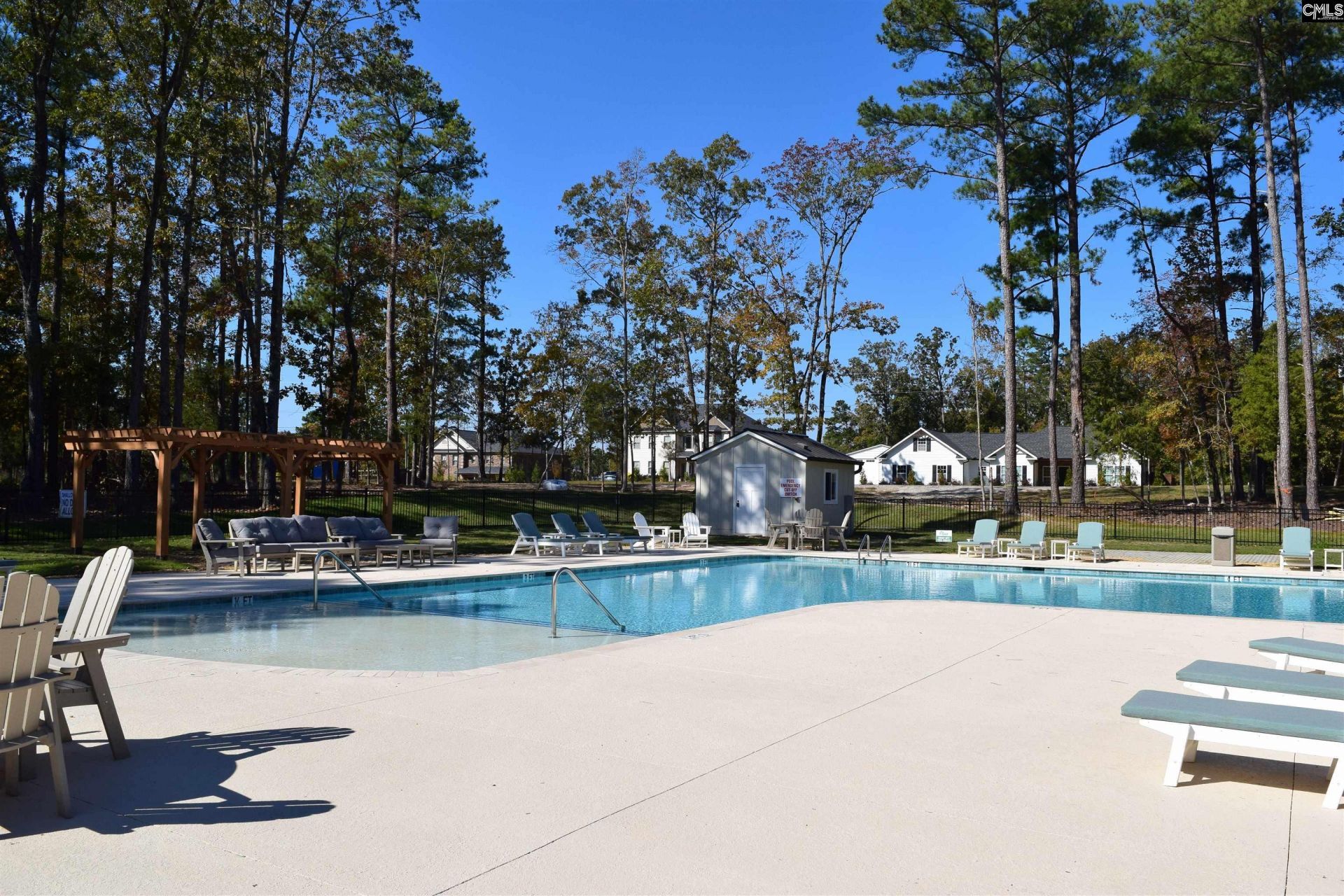 934 Salisbury Court  Photo 9