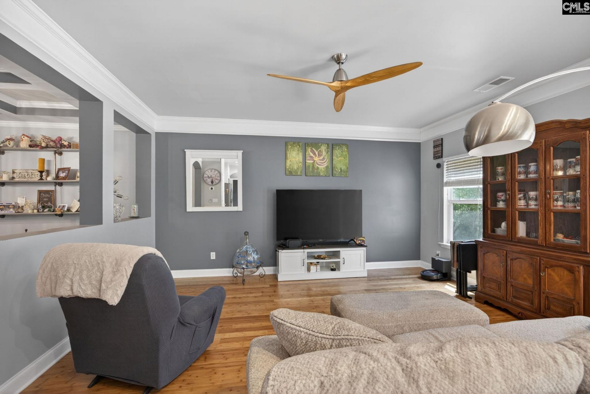 221 Allenbrooke Drive Photo 11